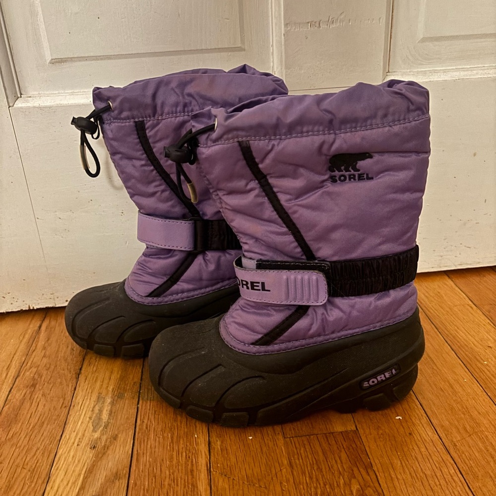 Sorel Violet and Black Snow Boots
